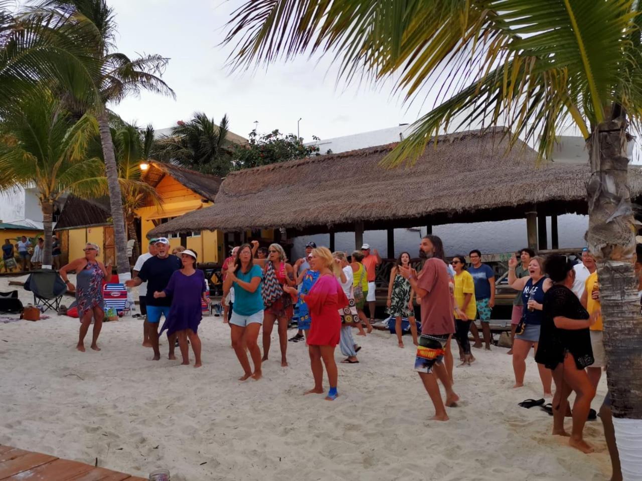 The Diving Lodge Downtown Puerto Morelos Luaran gambar